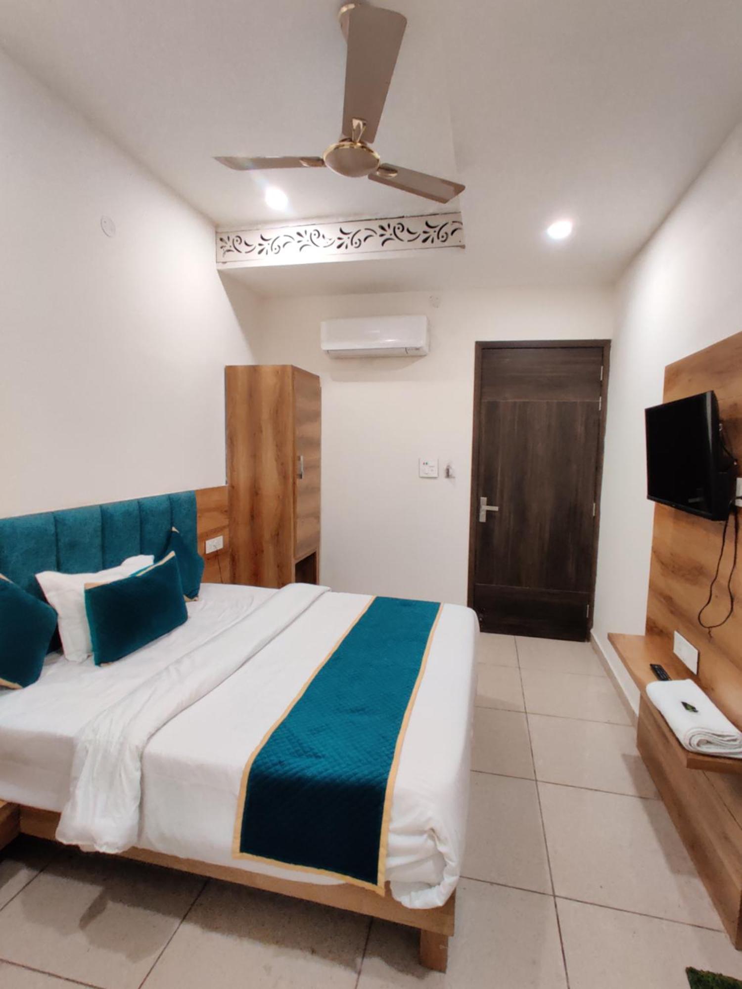 Hotel D S Inn Amritsar Eksteriør bilde