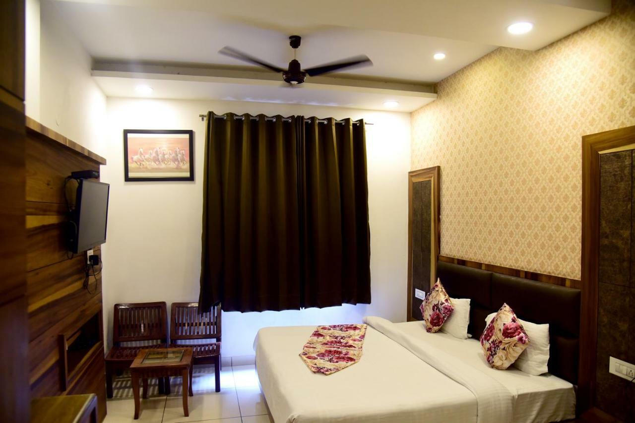 Hotel D S Inn Amritsar Eksteriør bilde