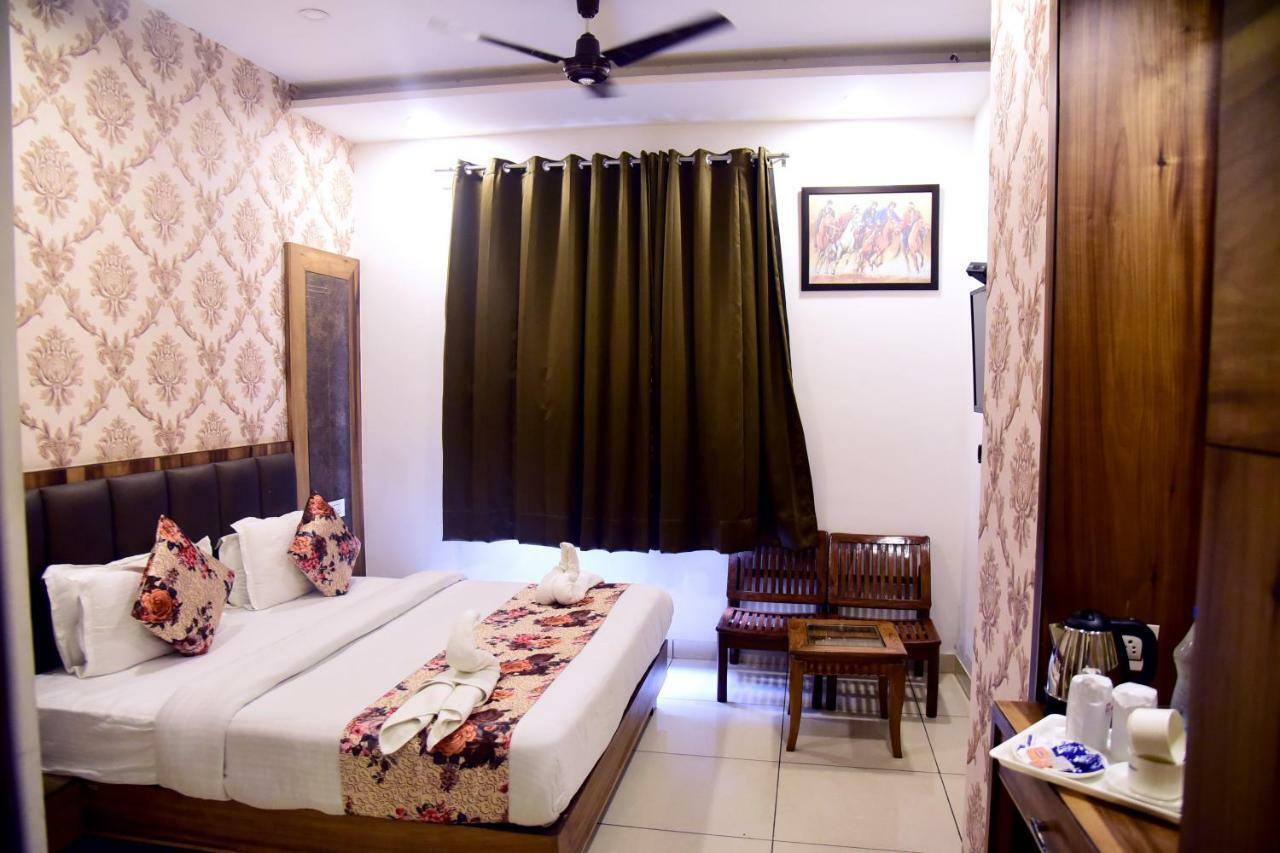 Hotel D S Inn Amritsar Eksteriør bilde
