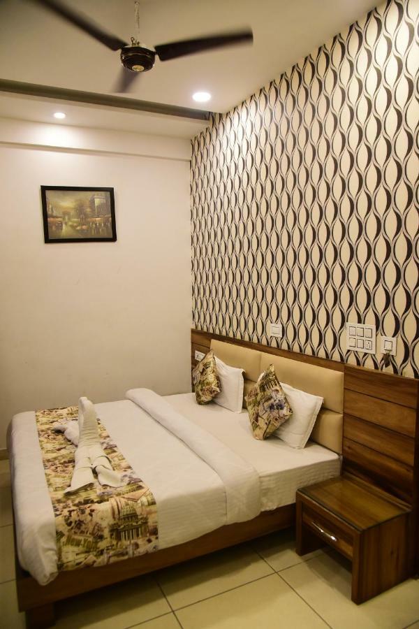 Hotel D S Inn Amritsar Eksteriør bilde